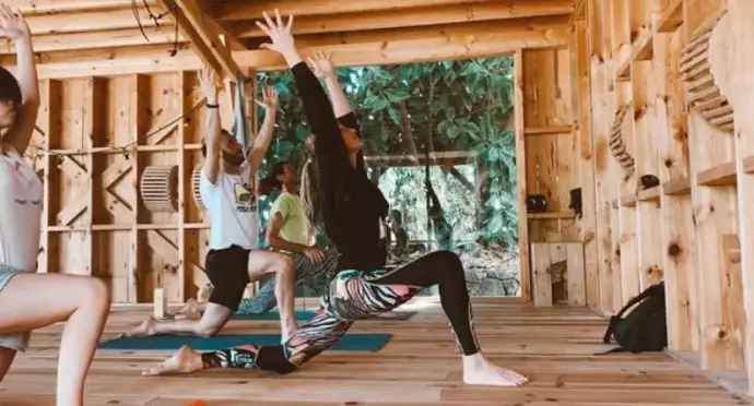 Yoga chez Kubo Lajares